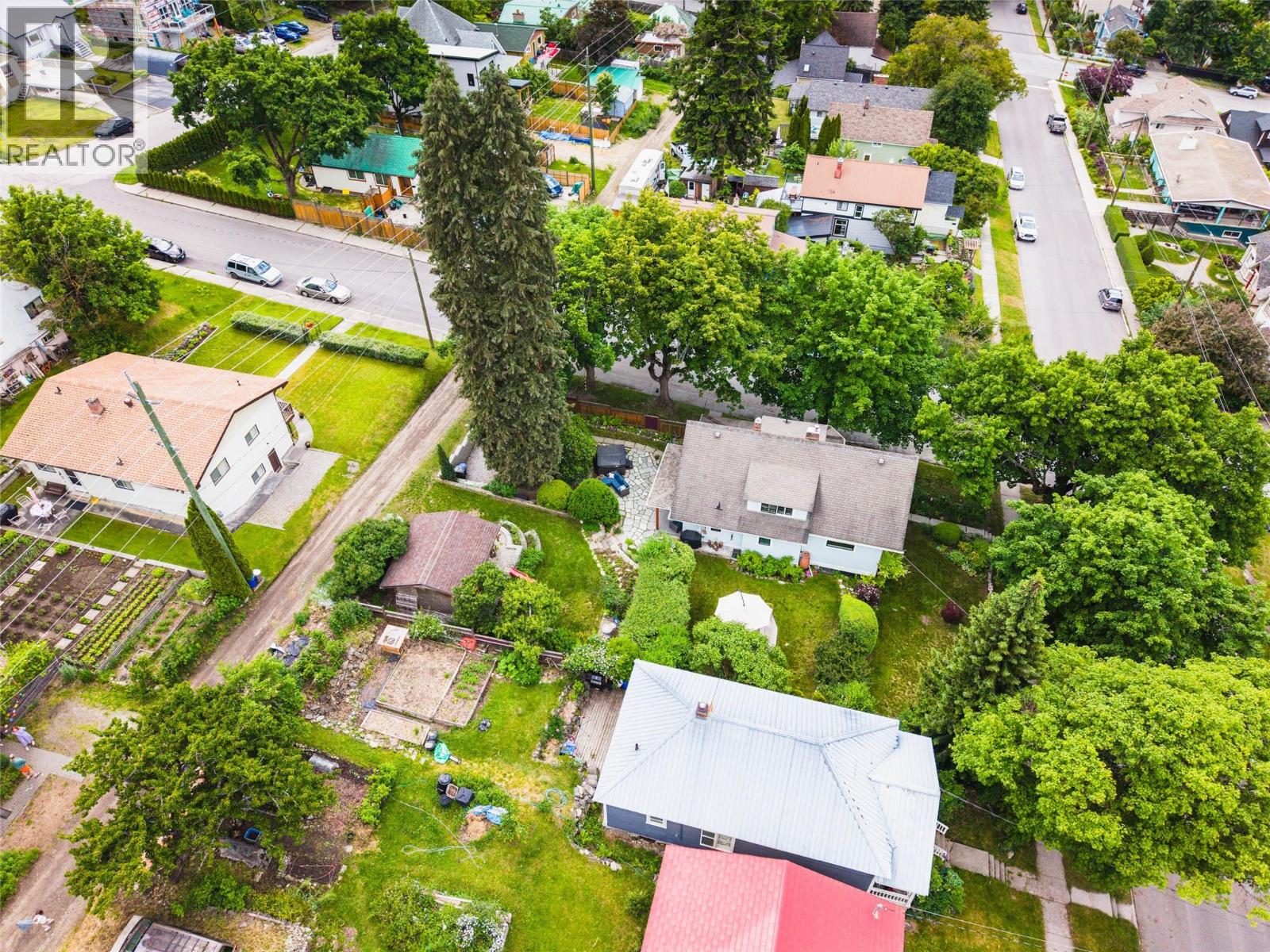 502 Houston Street - 71