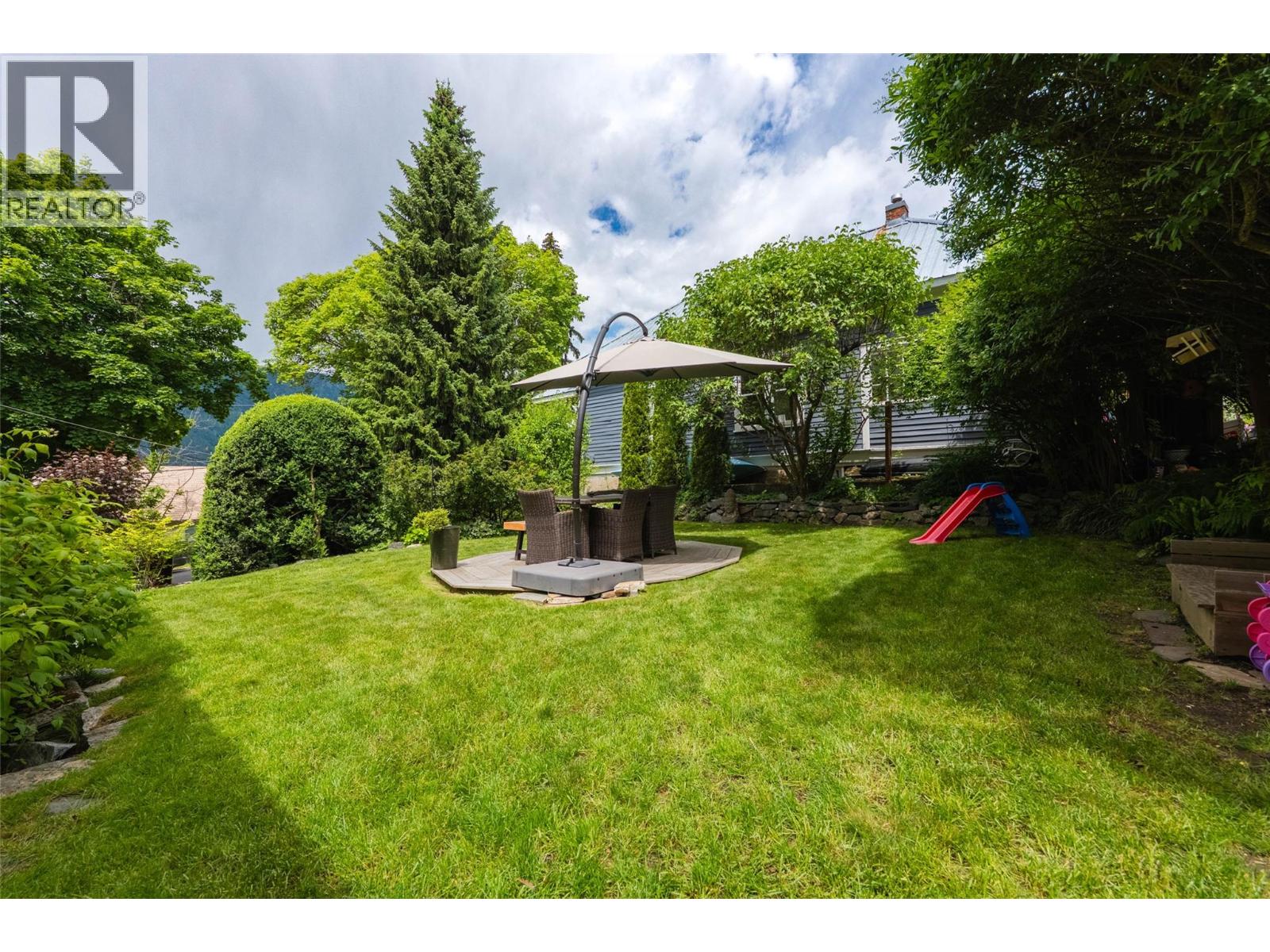 502 Houston Street - 55