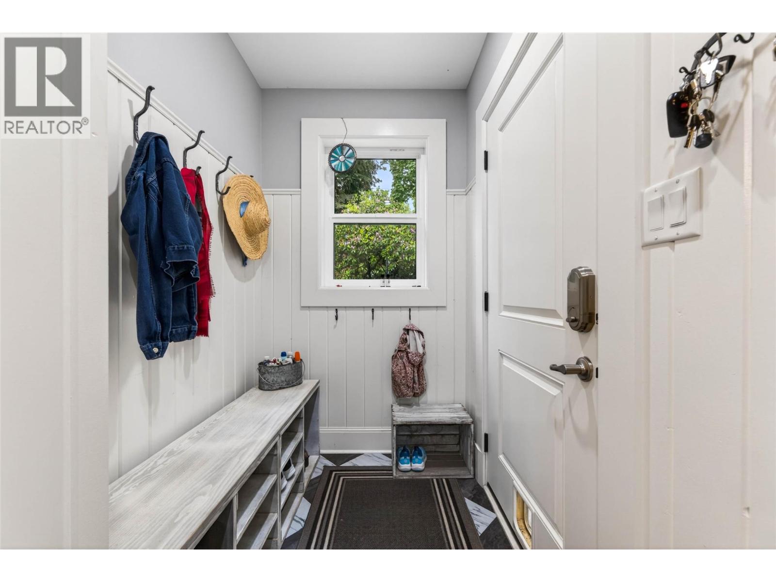 502 Houston Street - 34