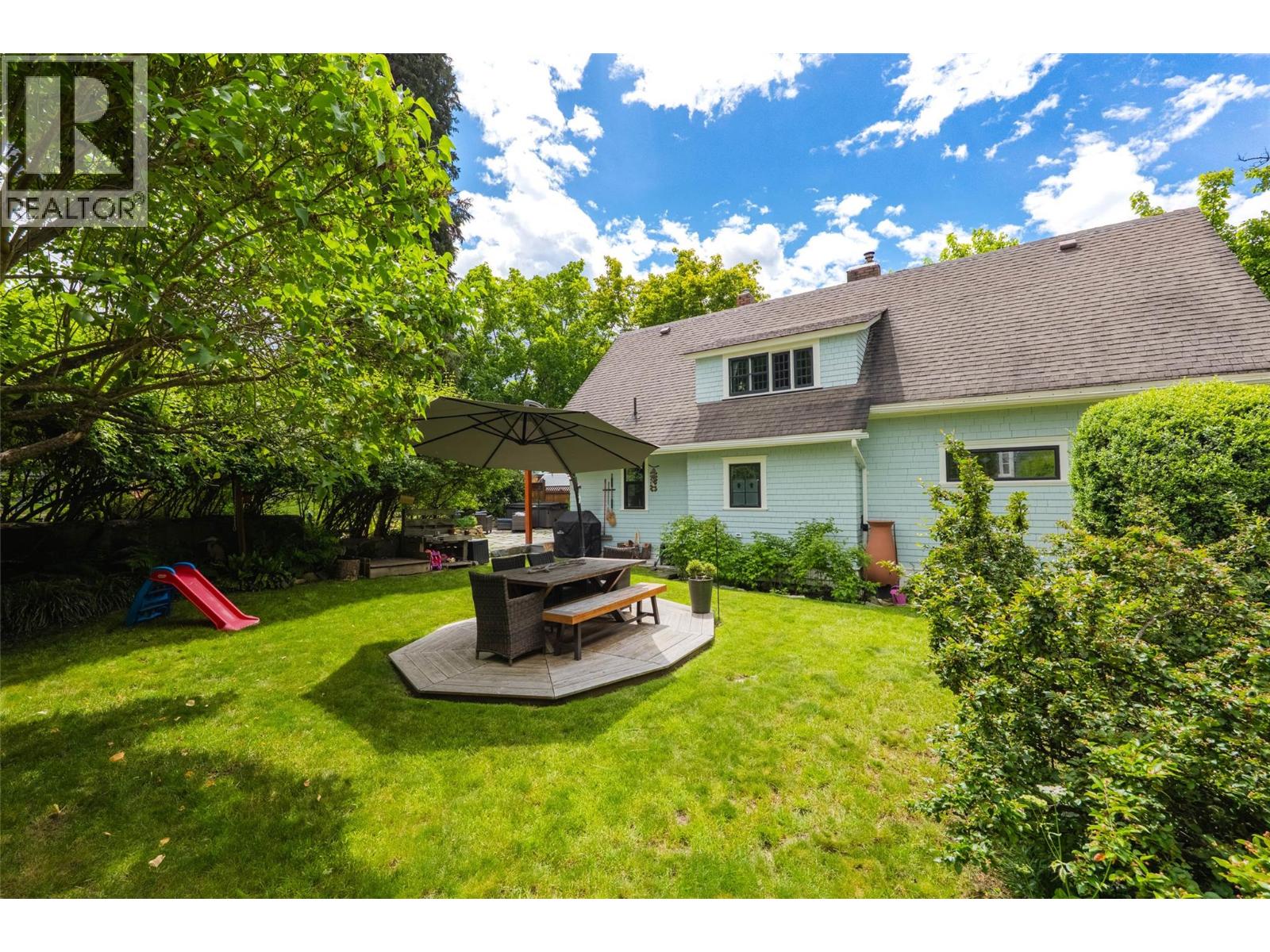 502 Houston Street - 56