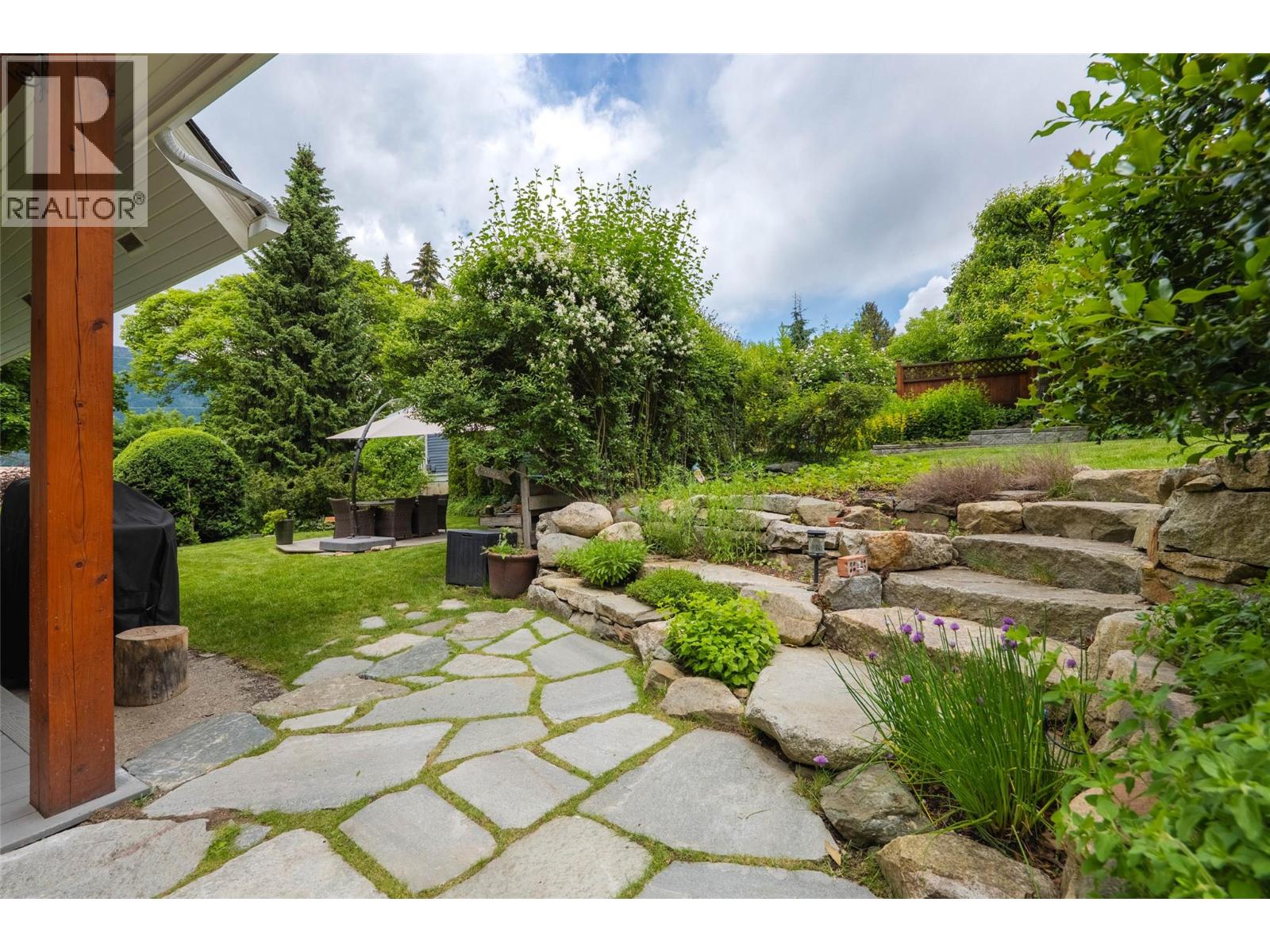 502 Houston Street - 49