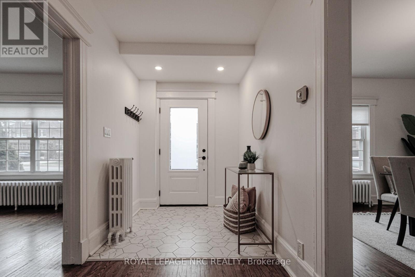 15 SOUTH DRIVE - 6