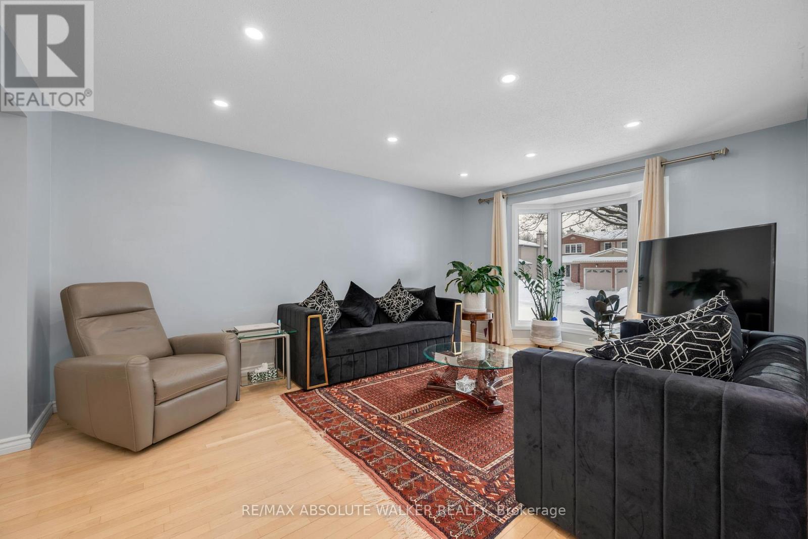 5 Bed, 4 Bath House for Rent in Ottawa – 1849 MONTEREAU AVENUE, Ottawa – MLS# X13472274 - Image 7
