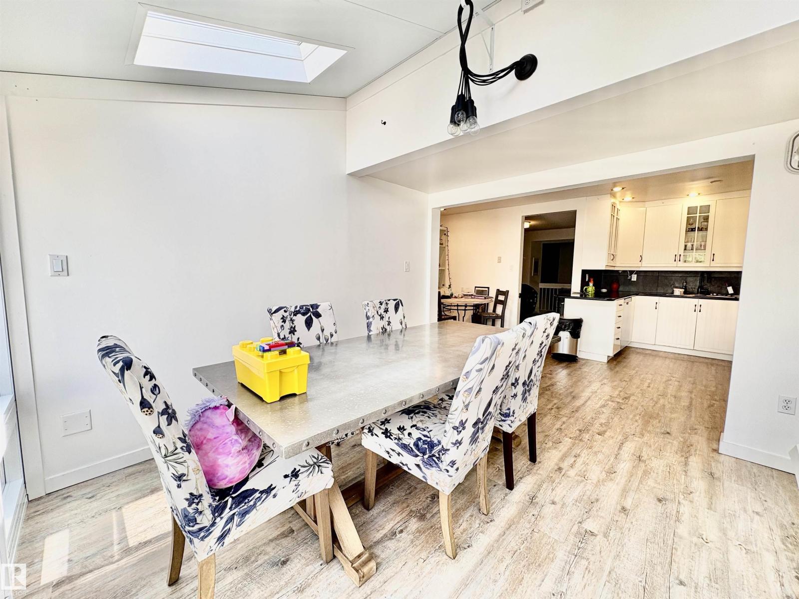 3016 108 ST NW - 13