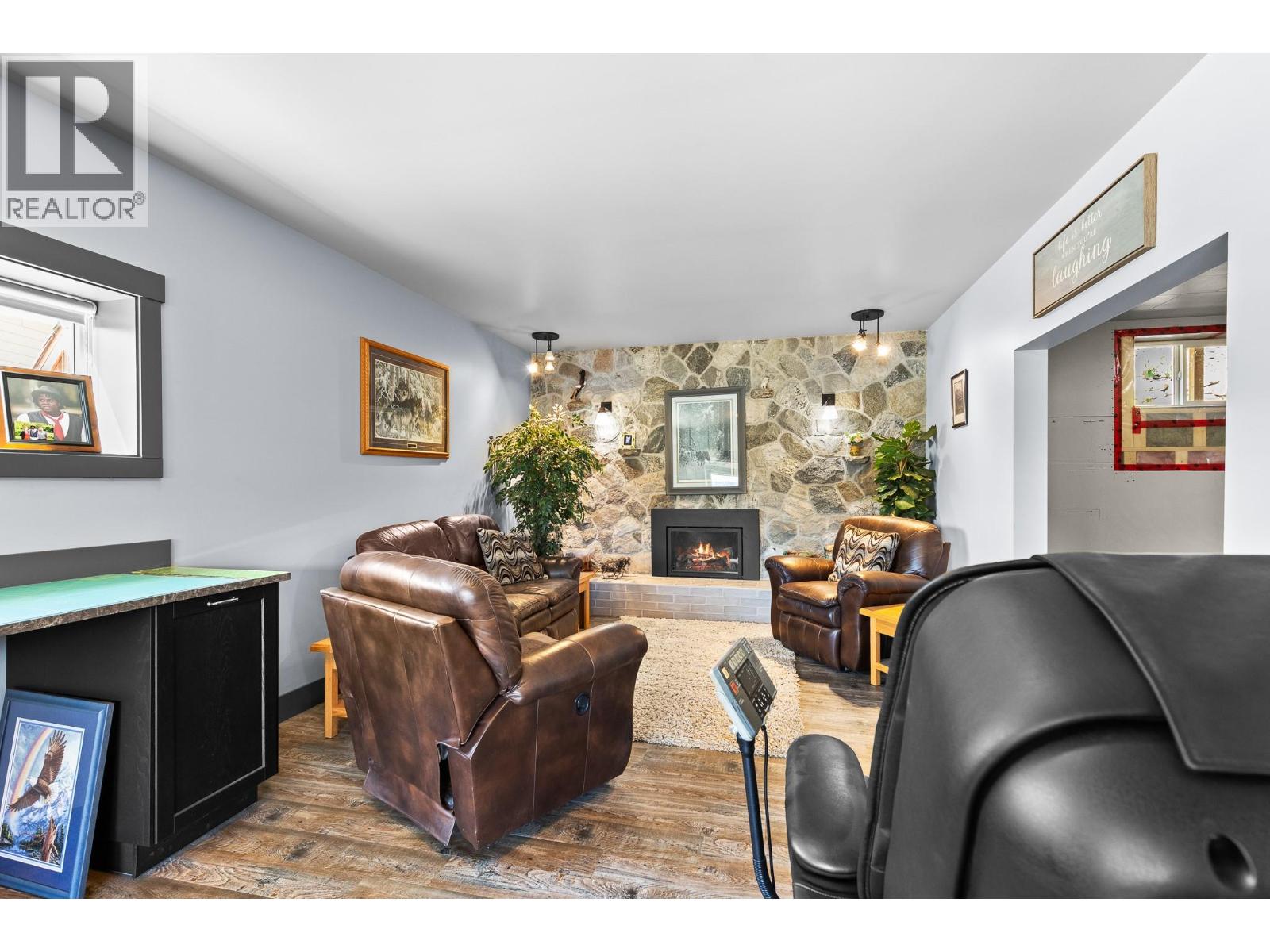 6902 Old Kamloops Road - 59