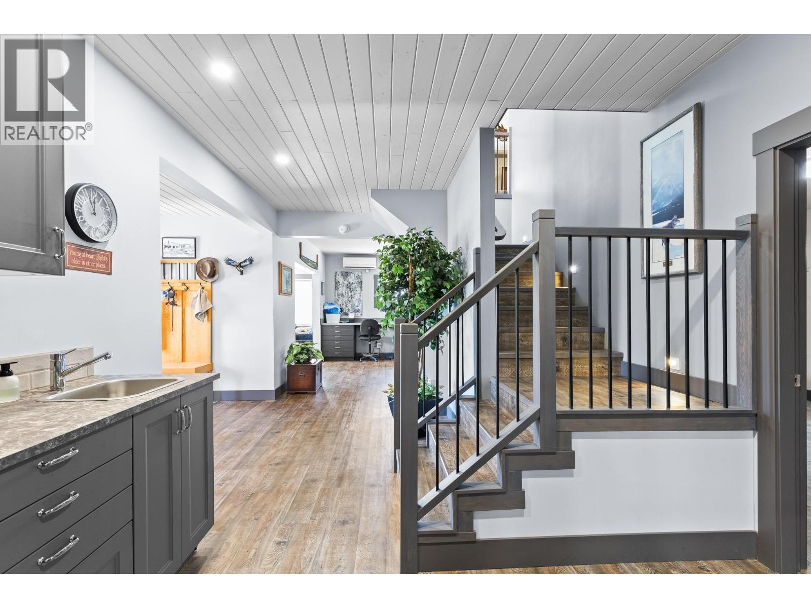 6902 Old Kamloops Road - 12