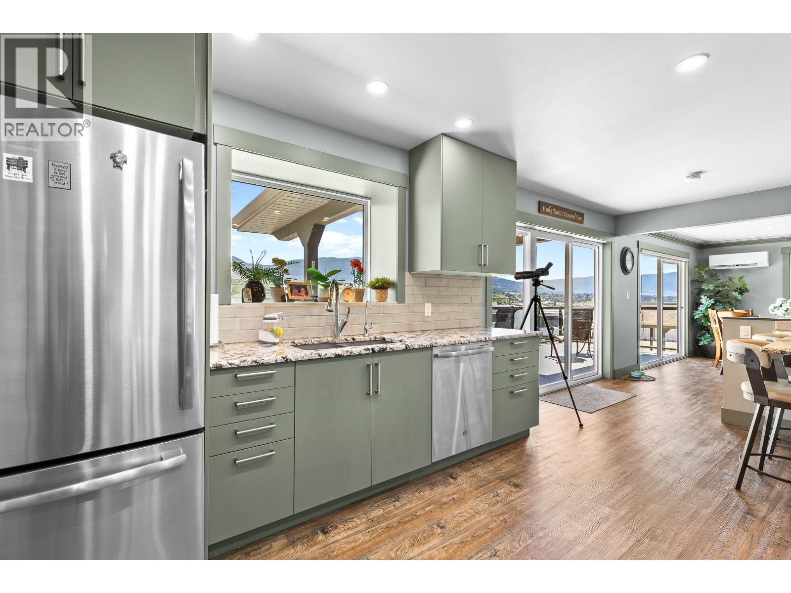 6902 Old Kamloops Road - 27