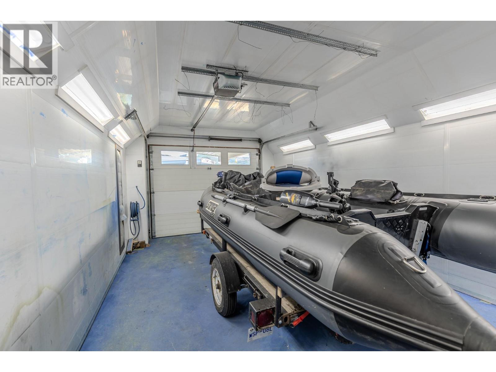 6902 Old Kamloops Road - 91