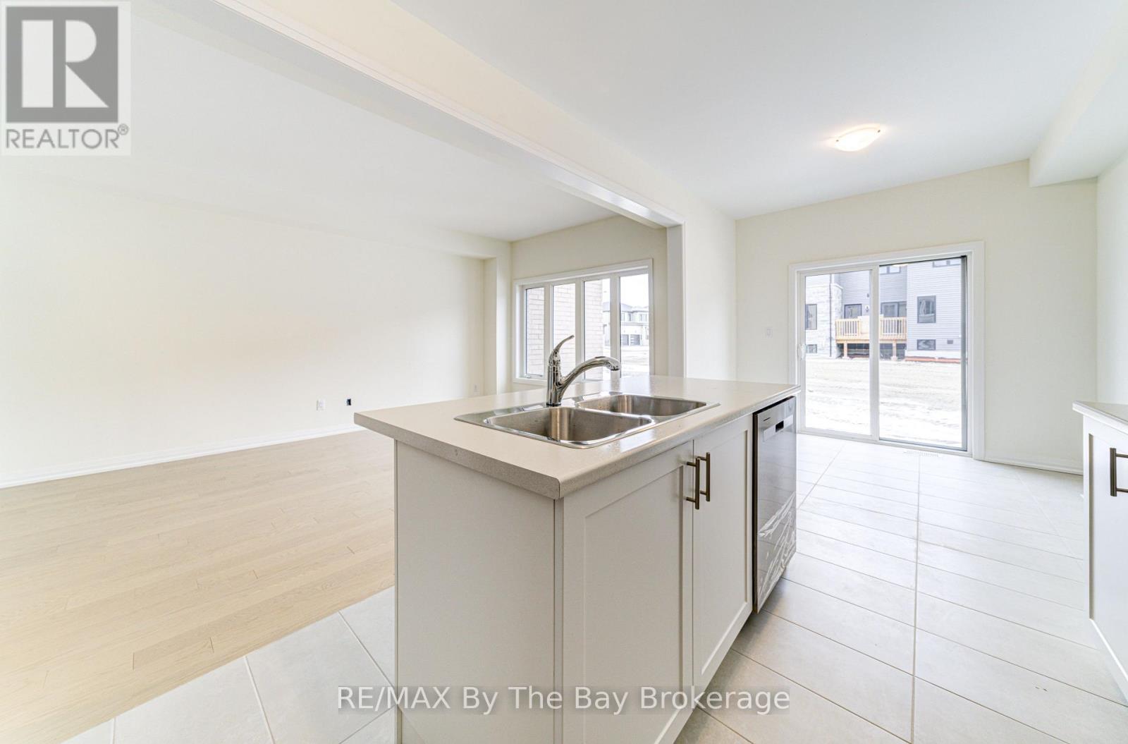 73 FEDERICA CRESCENT - Image 17