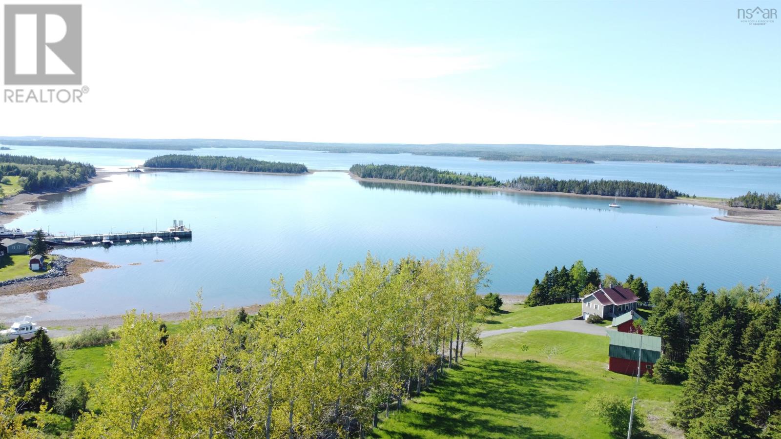 Property 3 of 48 of 11 Cap La Ronde