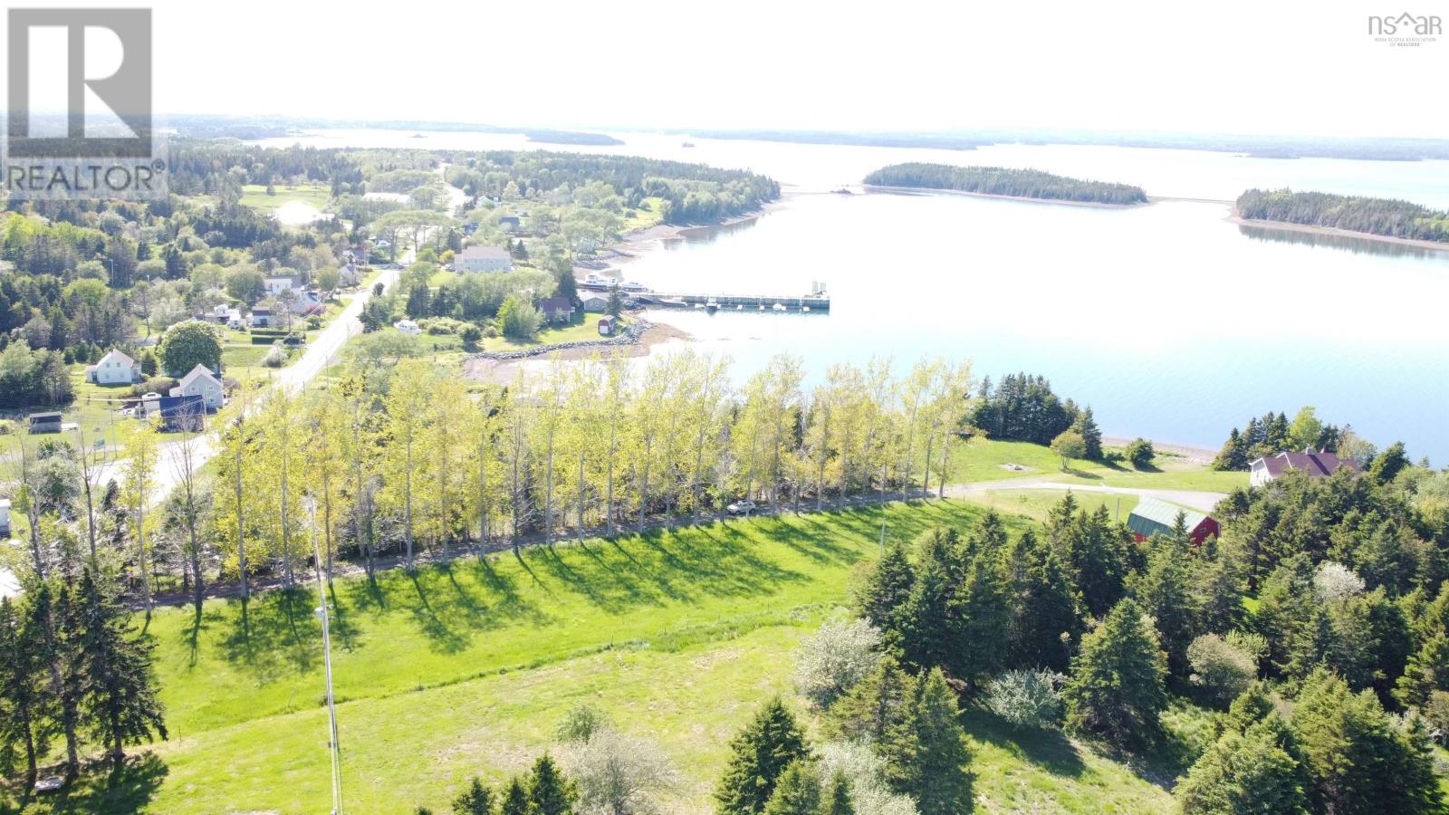 Property 43 of 48 of 11 Cap La Ronde