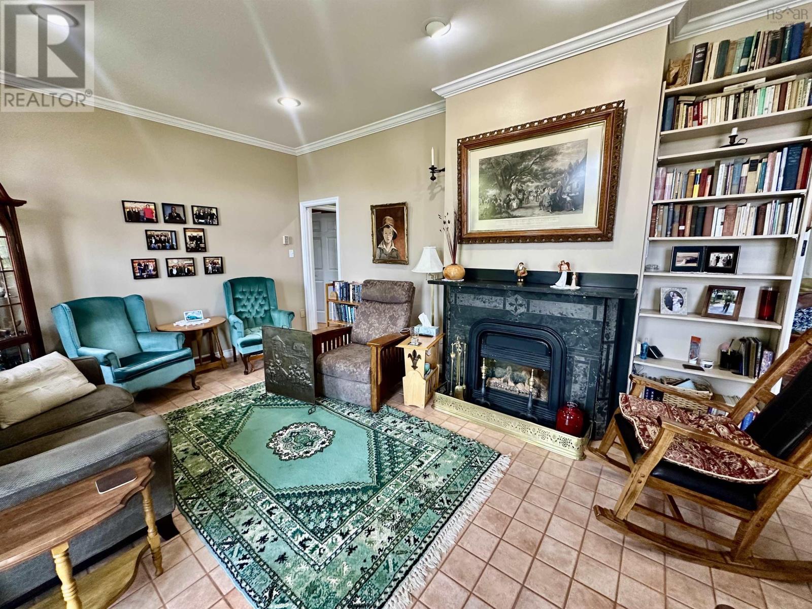 Property 20 of 48 of 11 Cap La Ronde