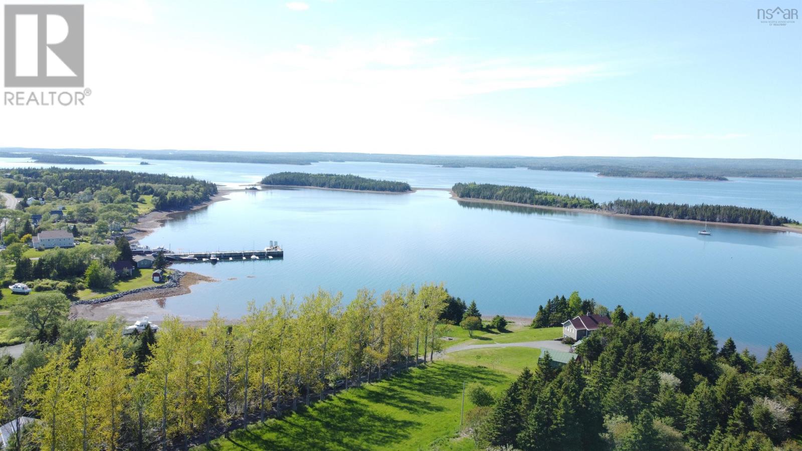 Property 42 of 48 of 11 Cap La Ronde