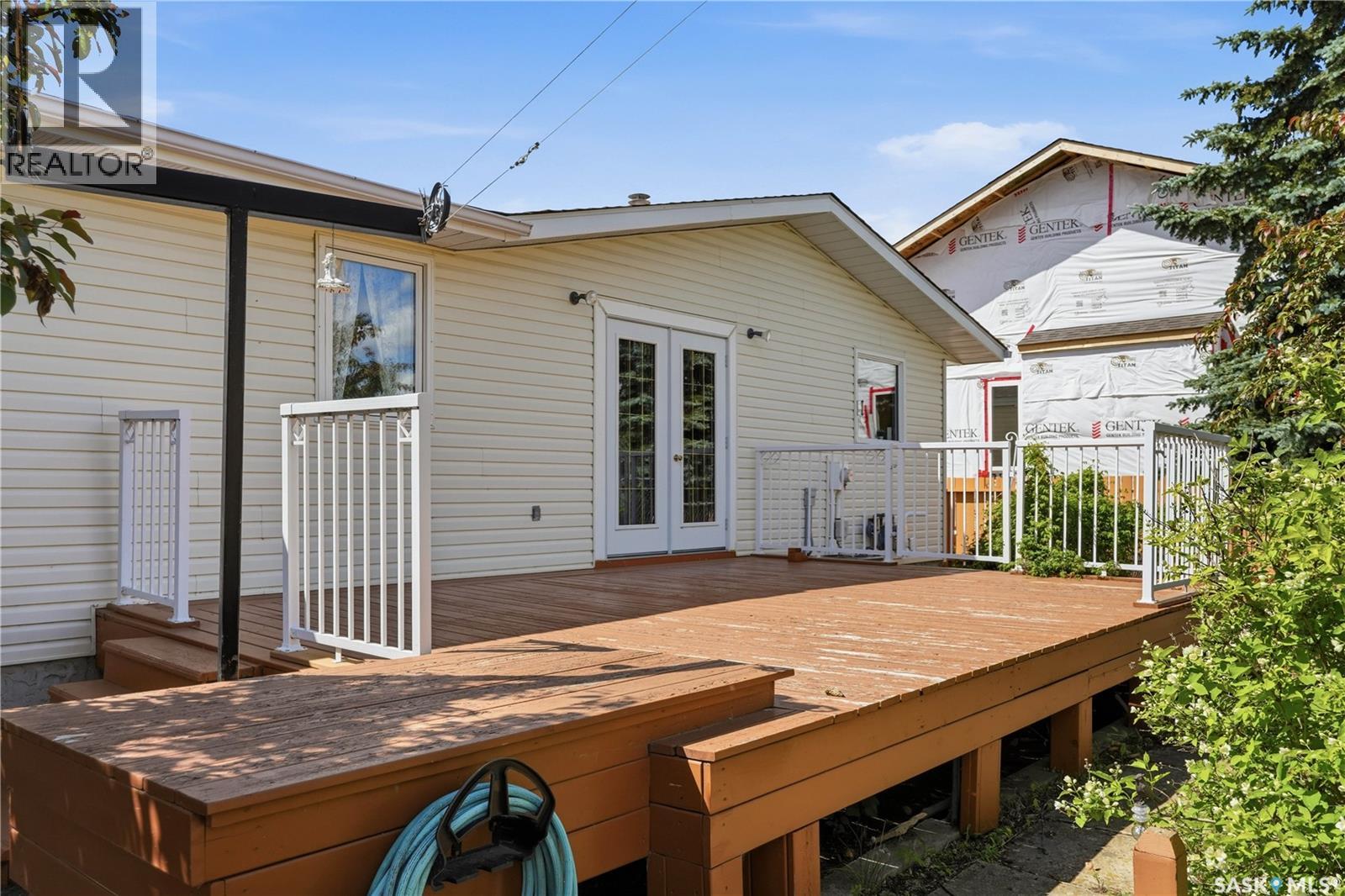 710 3rd AVENUE - 36