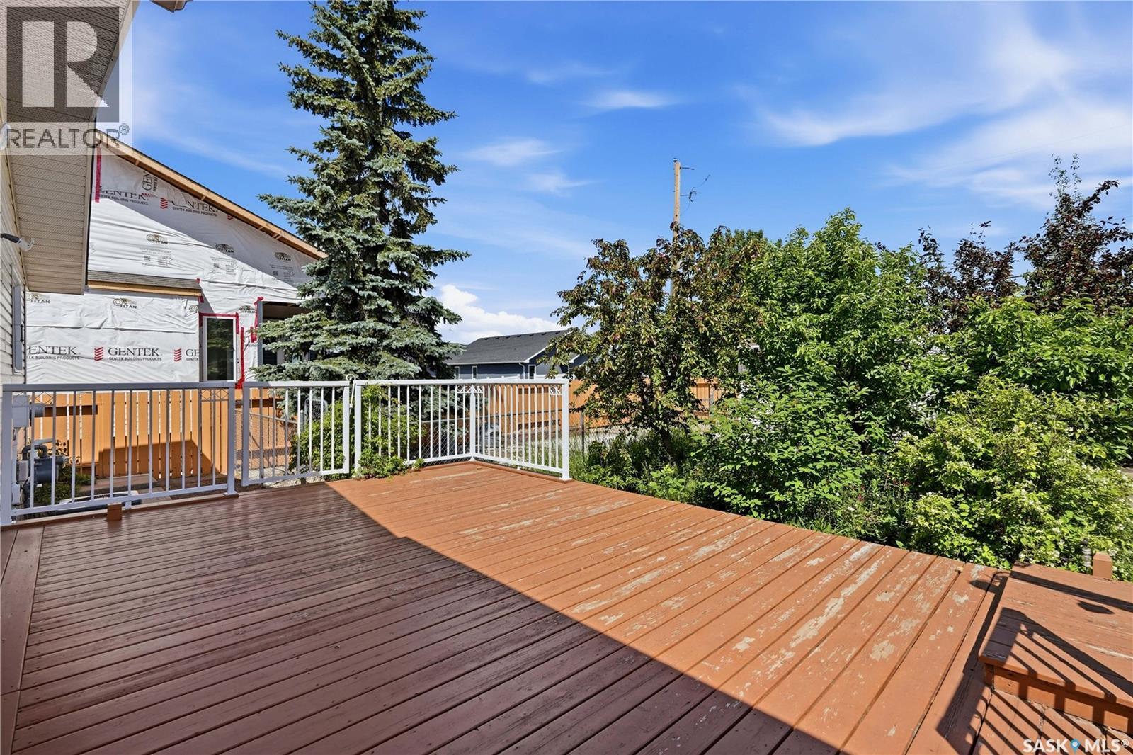 710 3rd AVENUE - 38