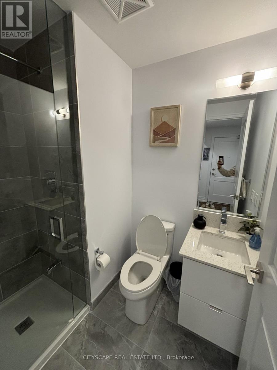 #2307 30 ELM DRIVE - 6