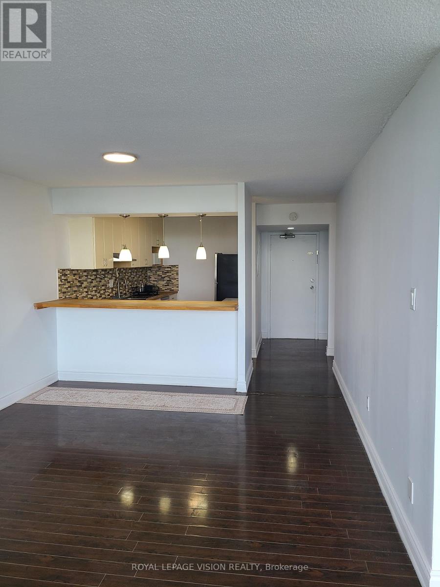 #2107 10 MARTHA EATON WAY S - 5