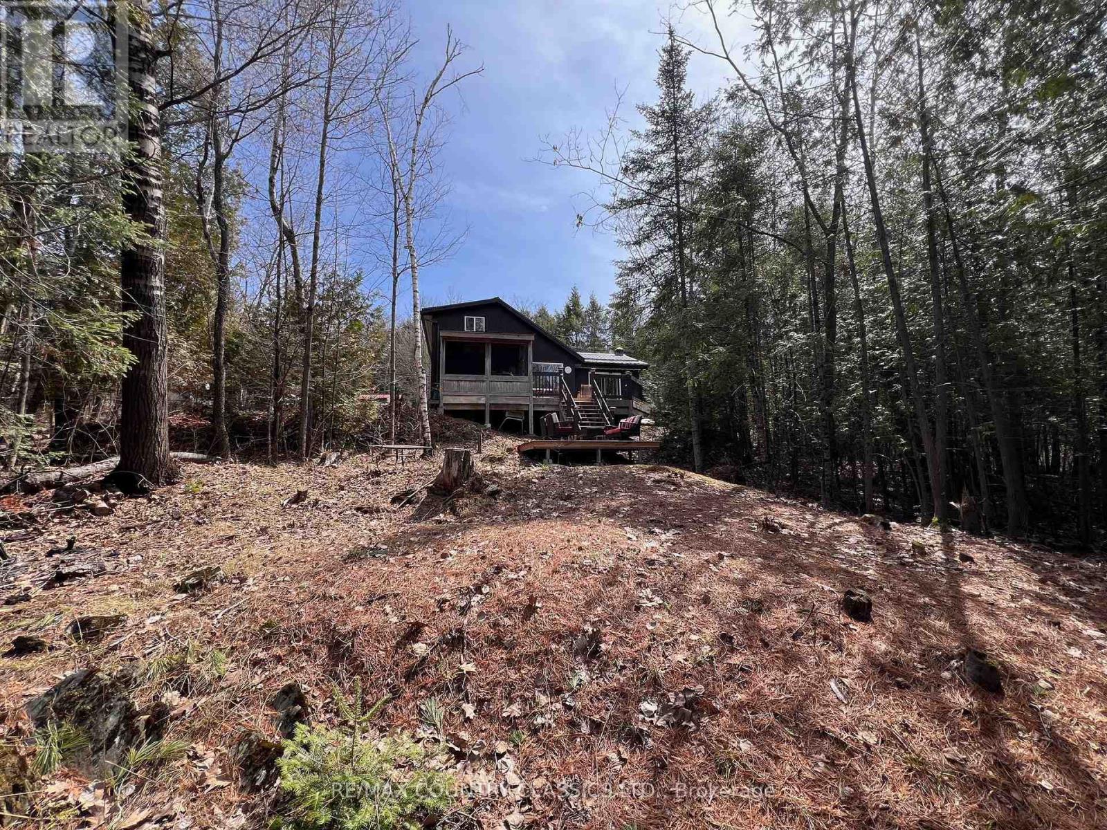 1322A WESLEMKOON LAKE ROAD - 12