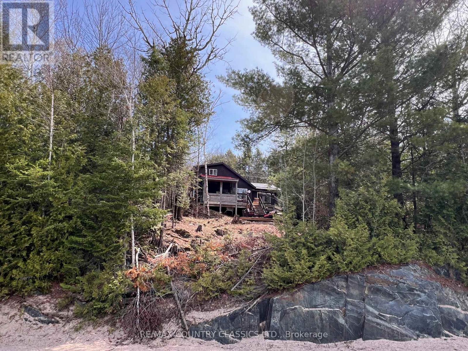 1322A WESLEMKOON LAKE ROAD - 11