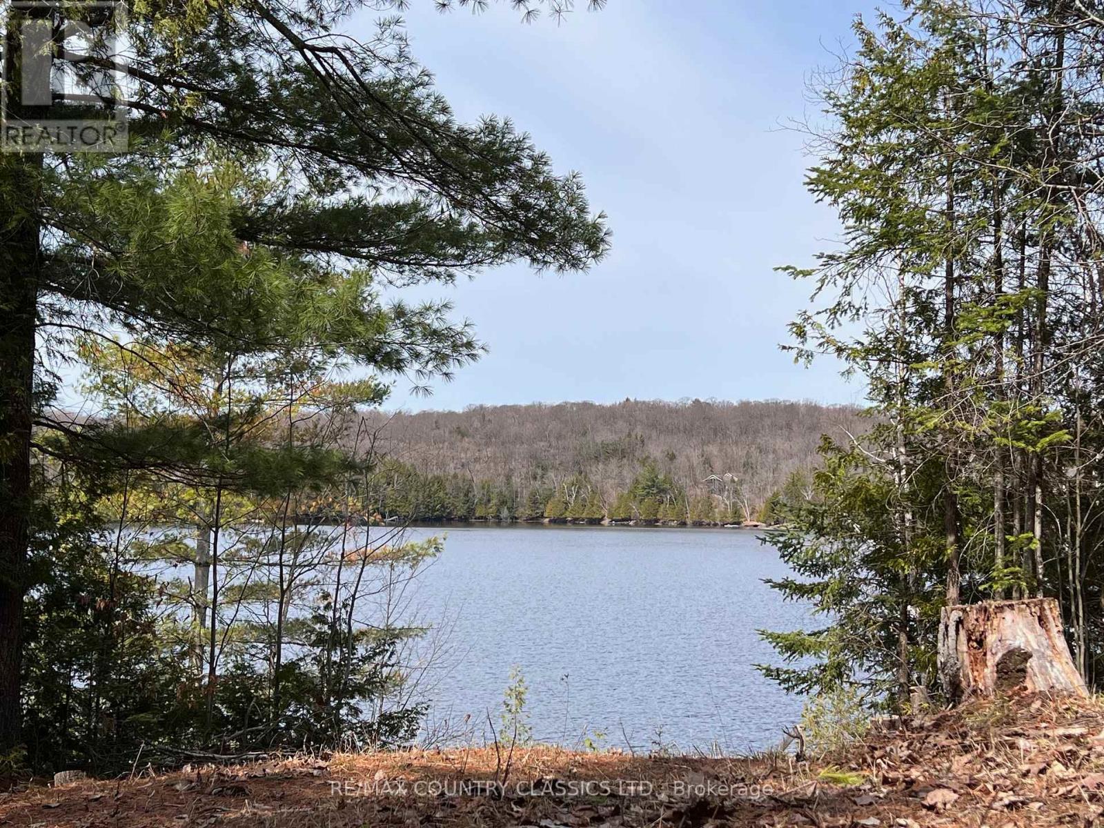 1322A WESLEMKOON LAKE ROAD - 44