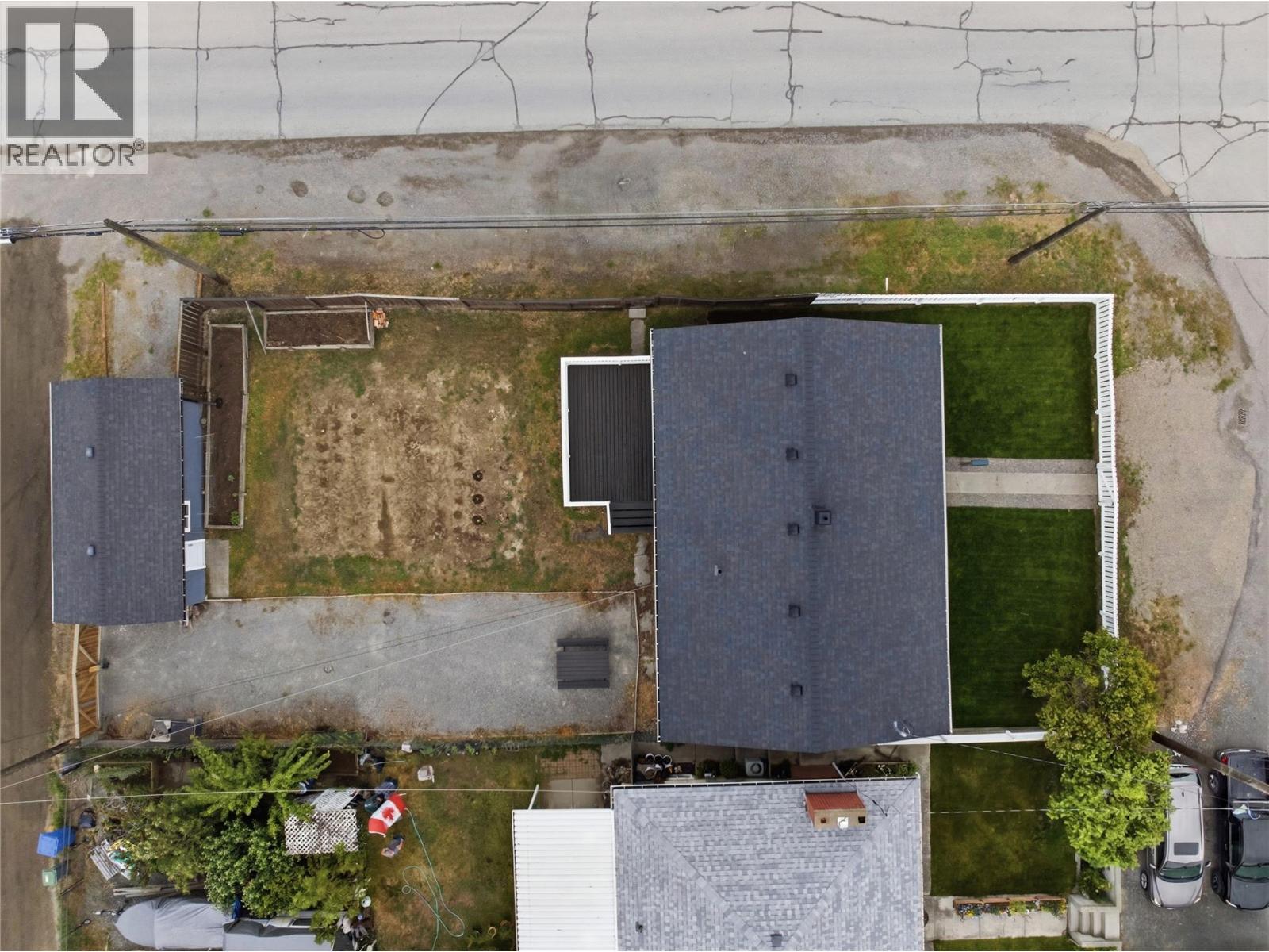 943 SURREY Avenue - 6