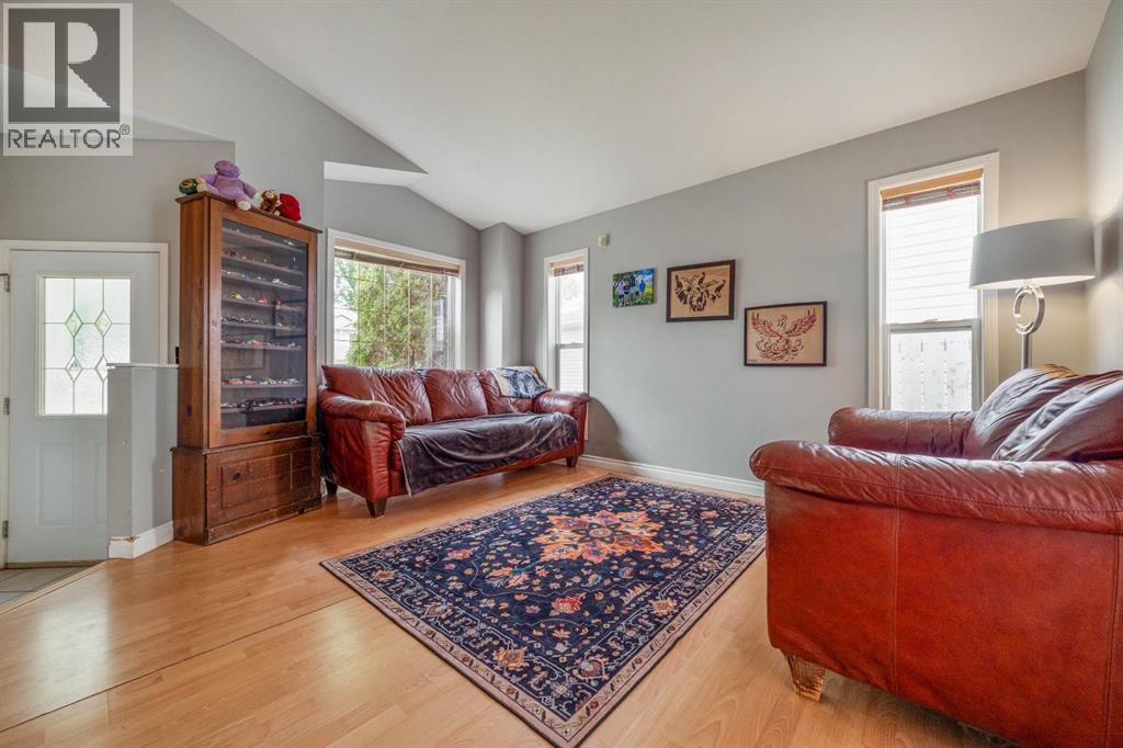 260 Red Crow Boulevard W — photo 6