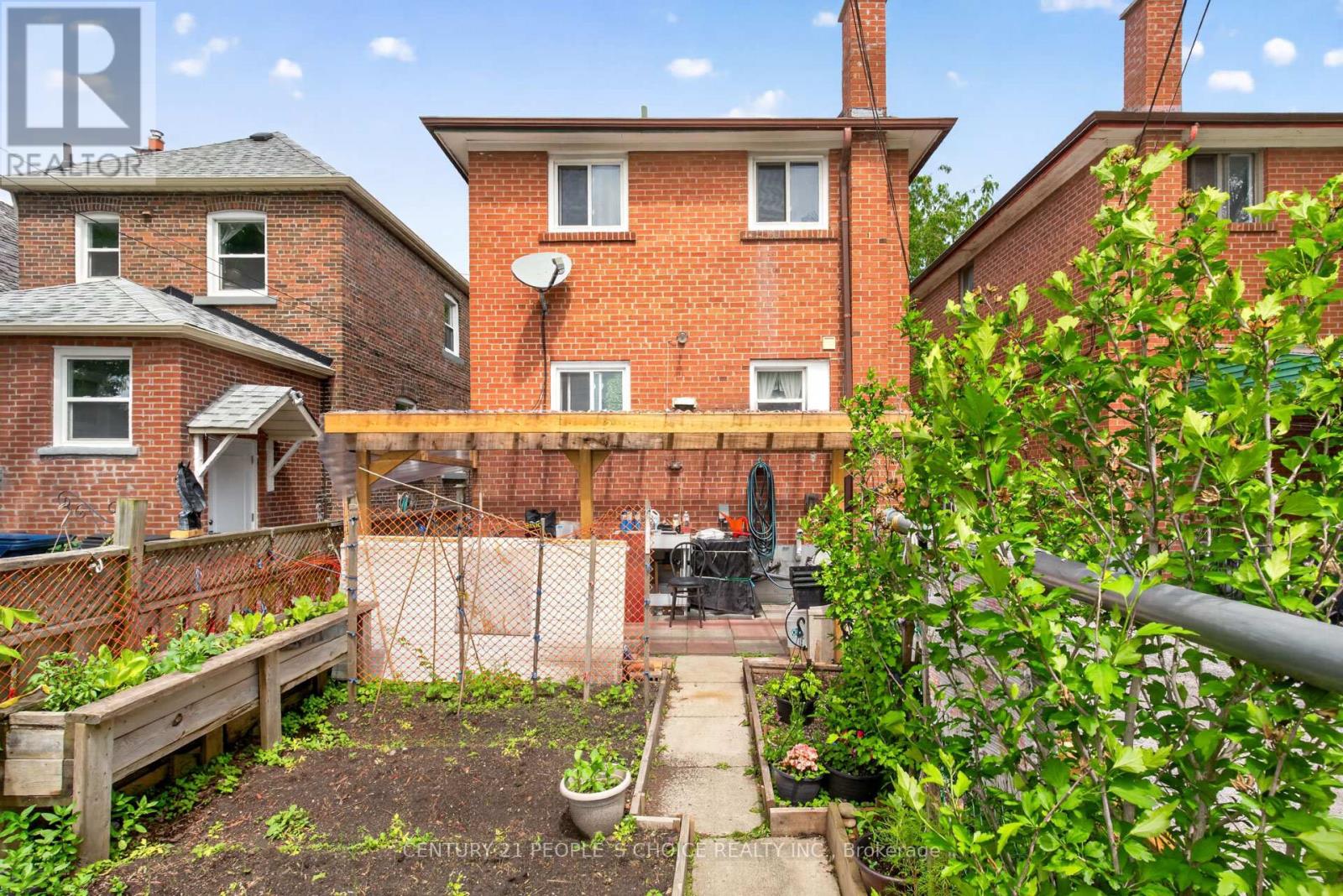 750 JANE STREET - 44