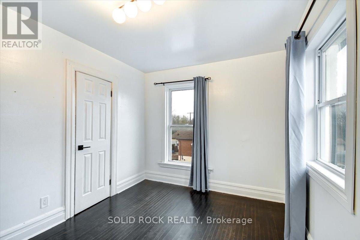 513 ROMAINE STREET - 19