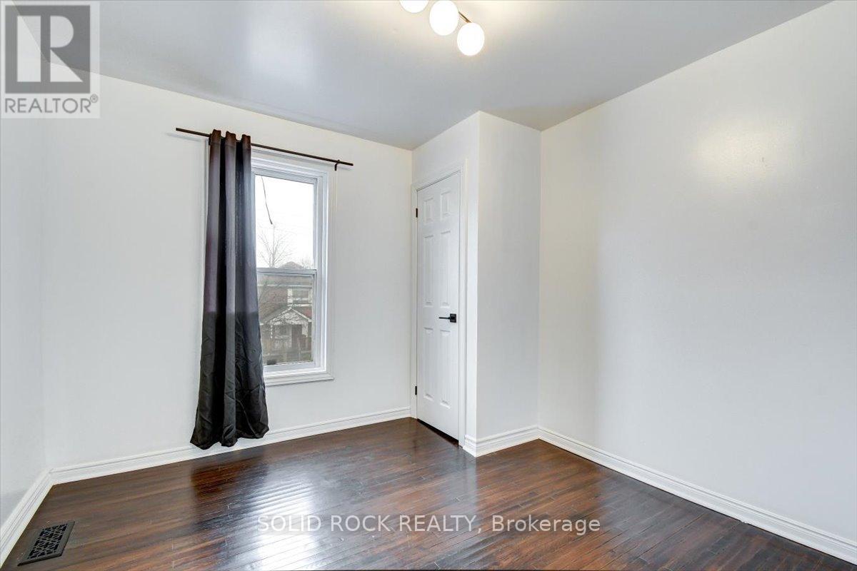 513 ROMAINE STREET - 25