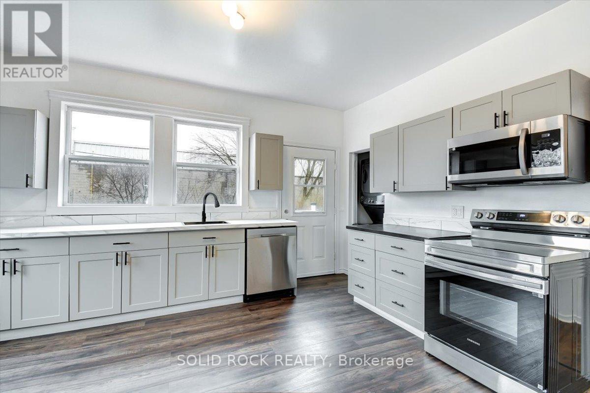 513 ROMAINE STREET - 5