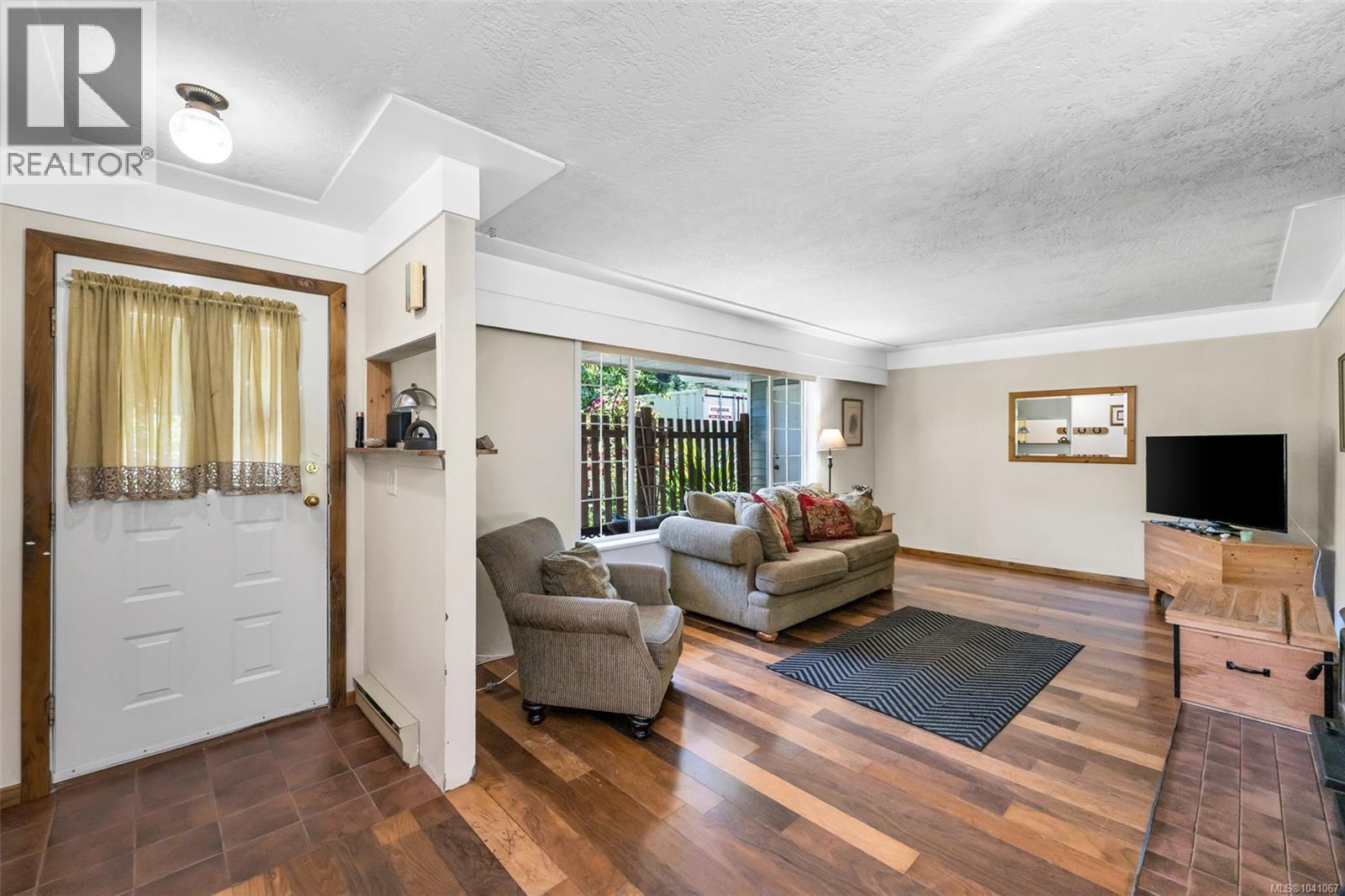  2614 Shawnigan Lake Road East, Shawnigan Lake