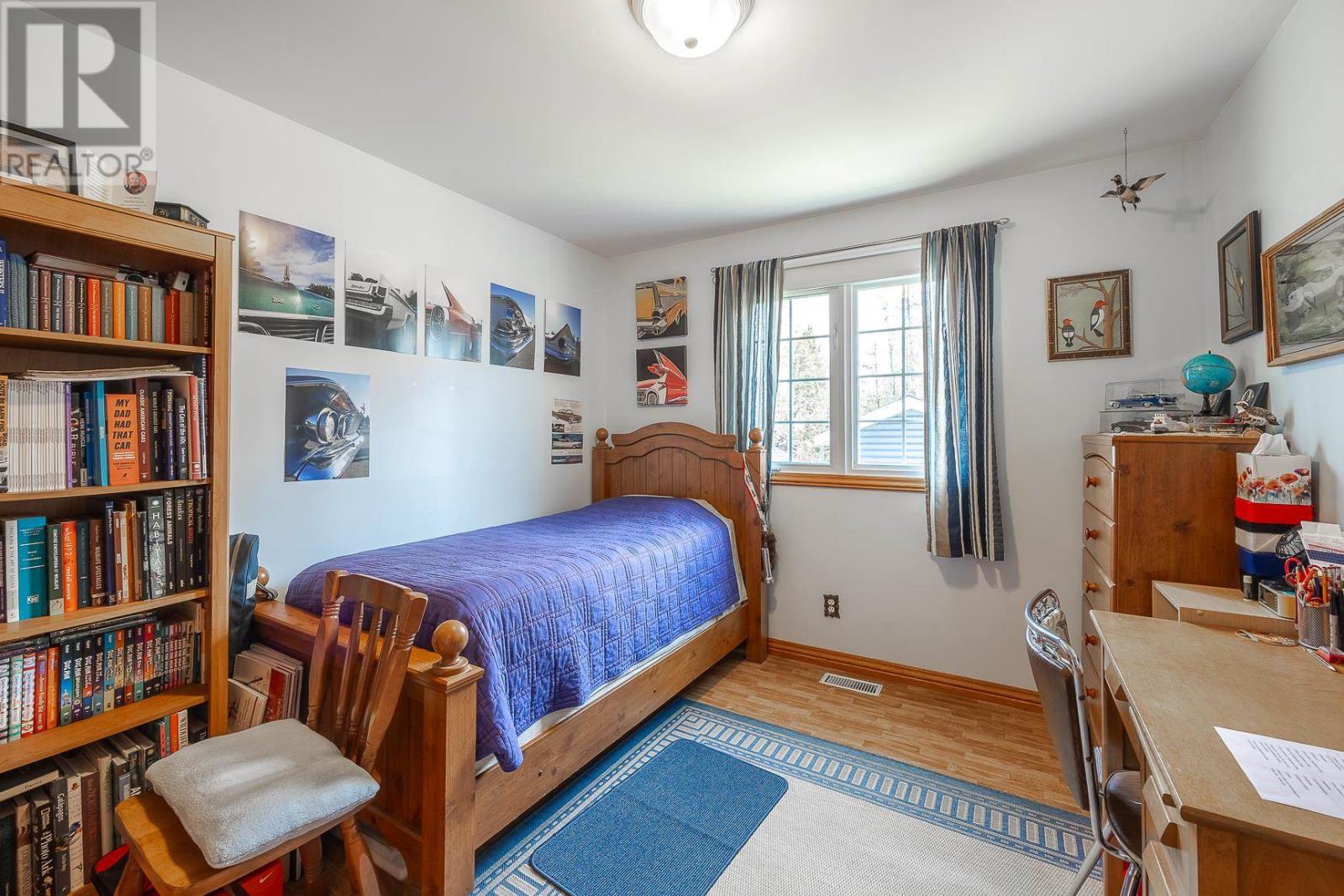11 Chatfield DR - 10