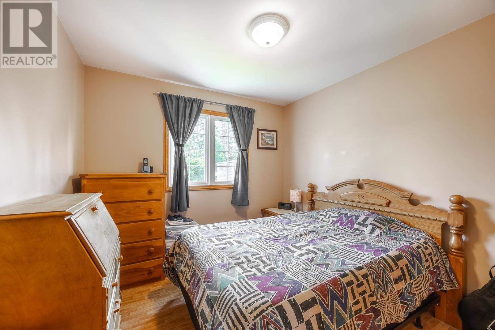 11 Chatfield DR - 8
