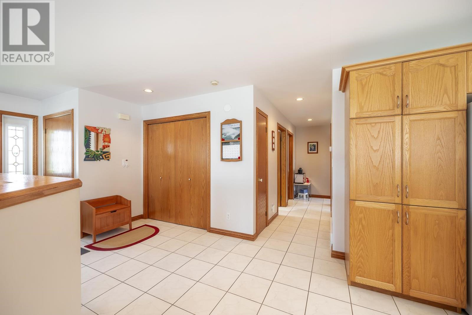 11 Chatfield DR - 7