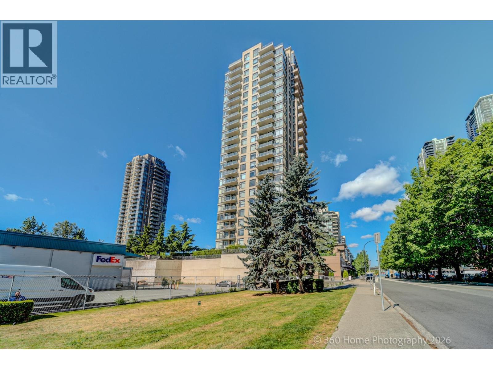 805 4250 DAWSON STREET