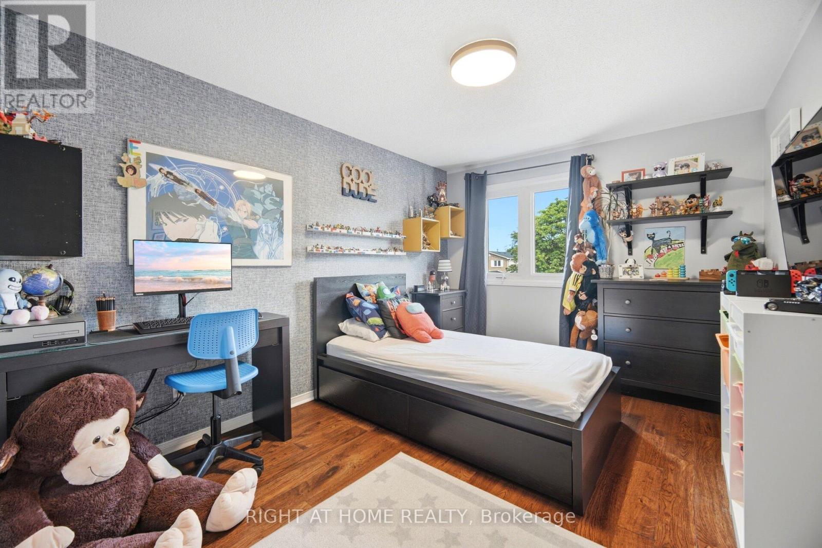 7013 HICKLING CRESCENT - 25