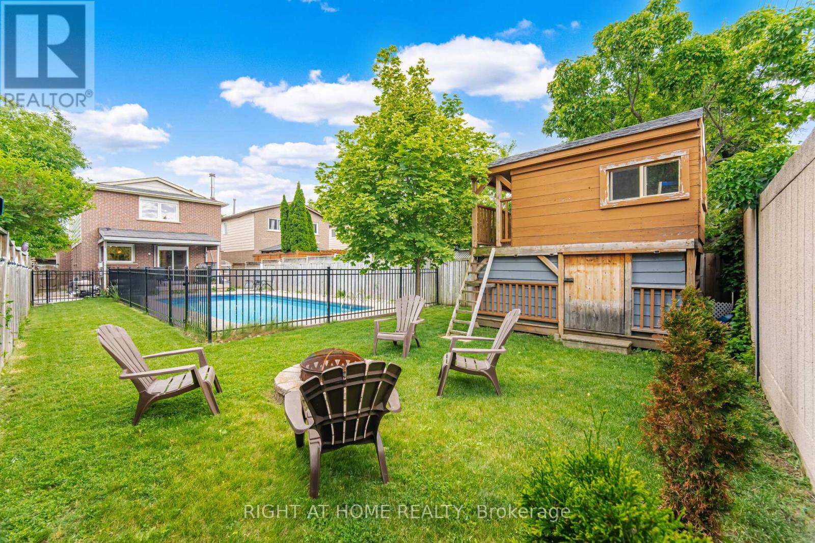 7013 HICKLING CRESCENT - 47