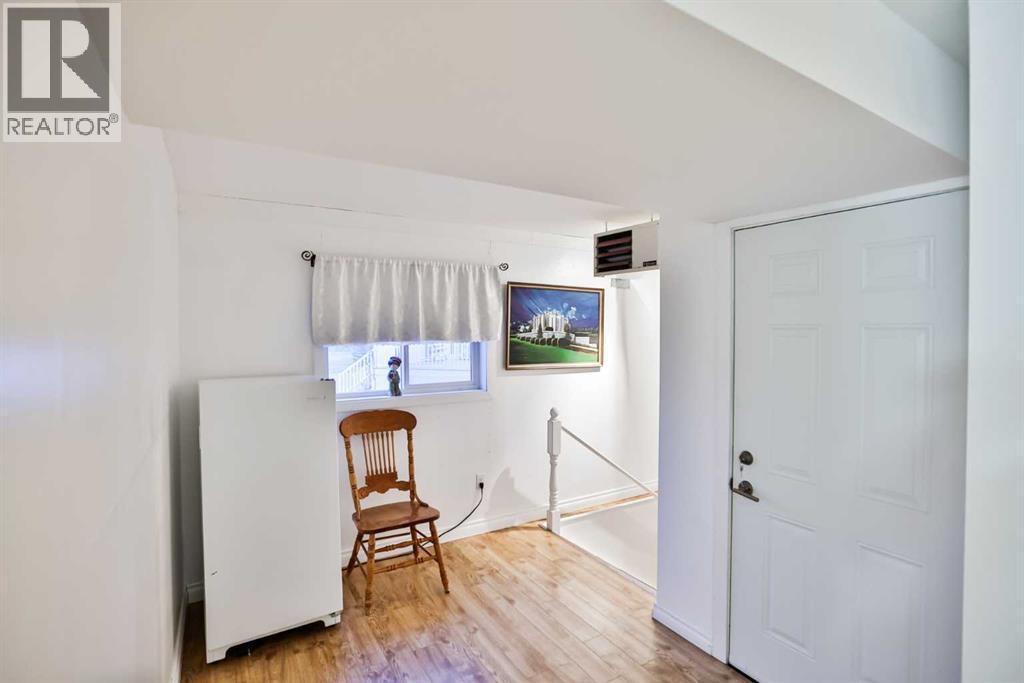 328 Railway Avenue - 48