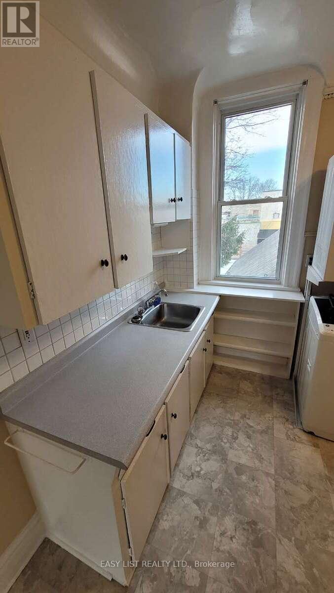 626 LORNE AVENUE - 28
