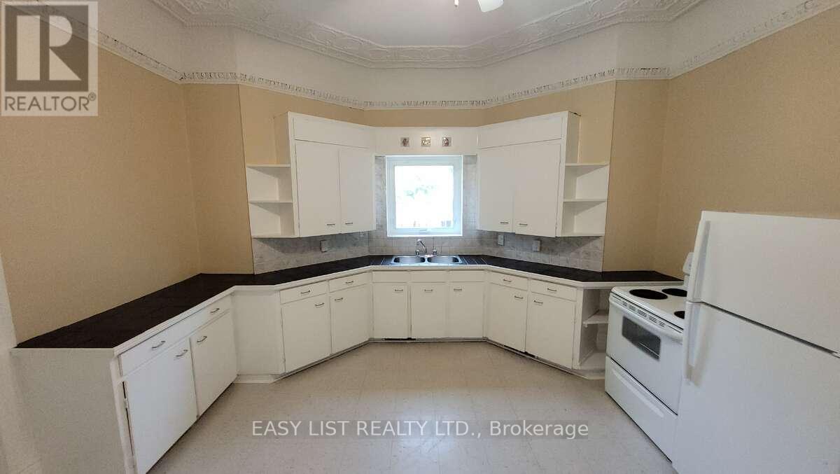 626 LORNE AVENUE - 4