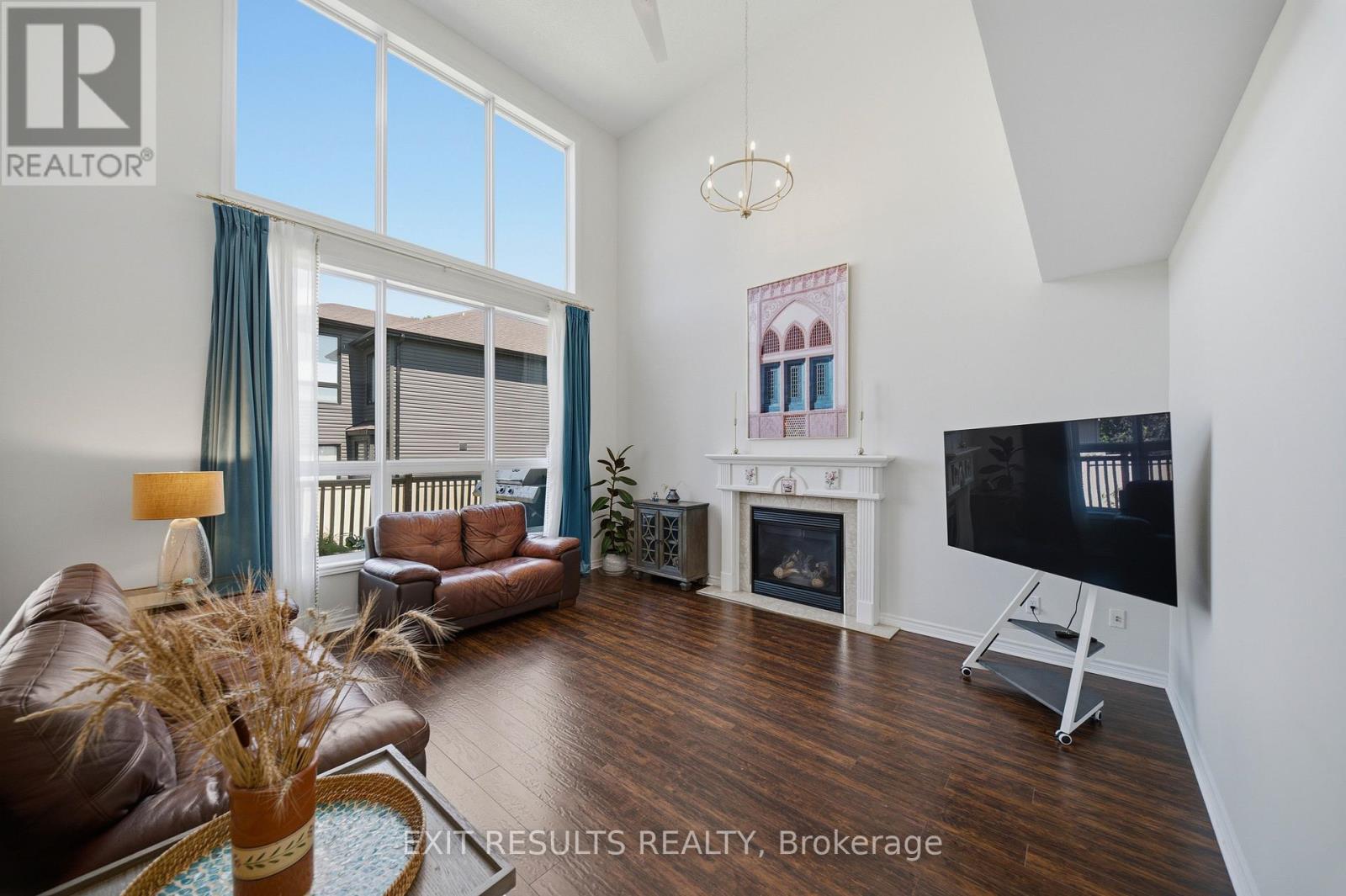 5B KEMP DRIVE - 17
