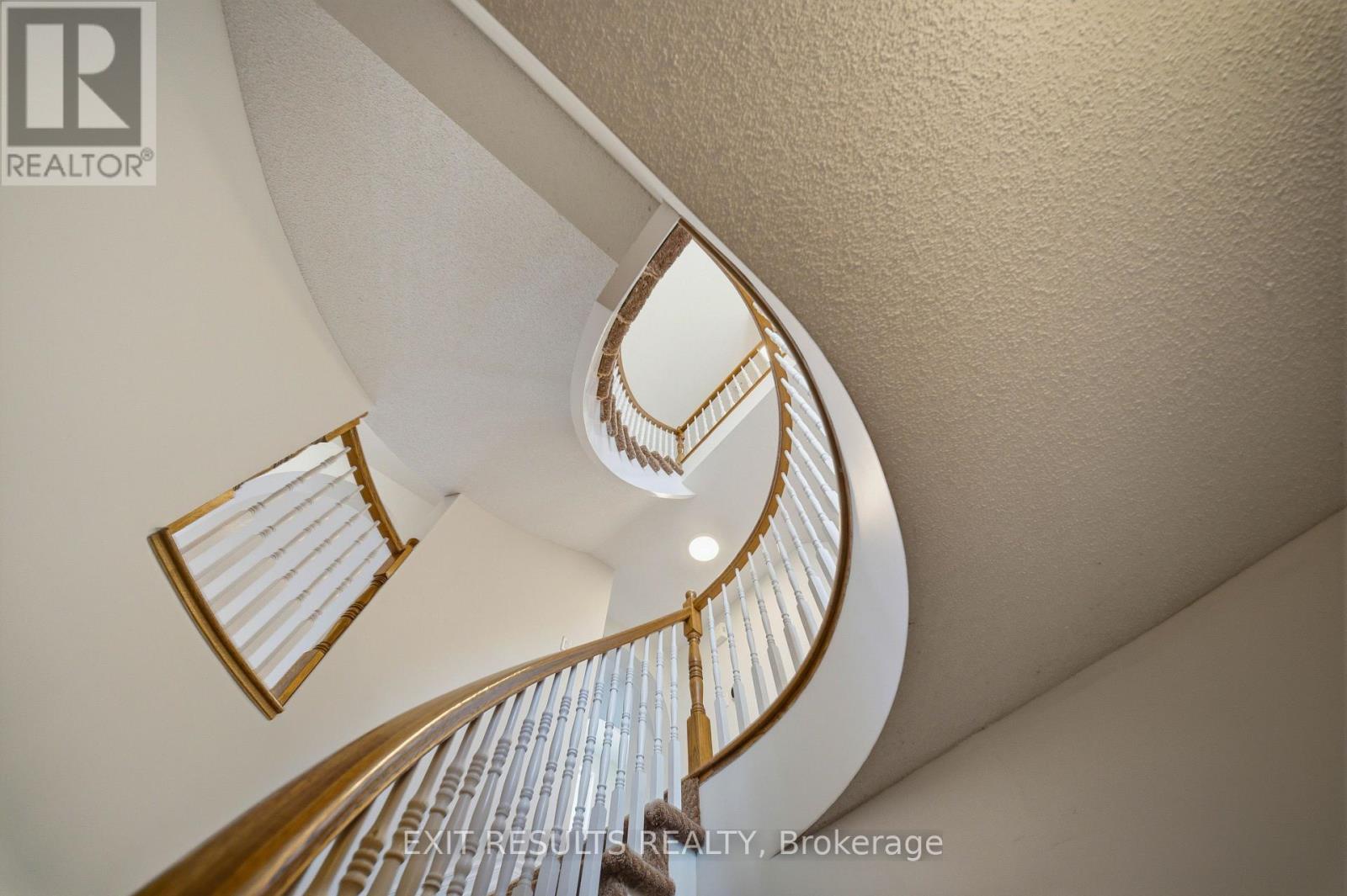 5B KEMP DRIVE - 20