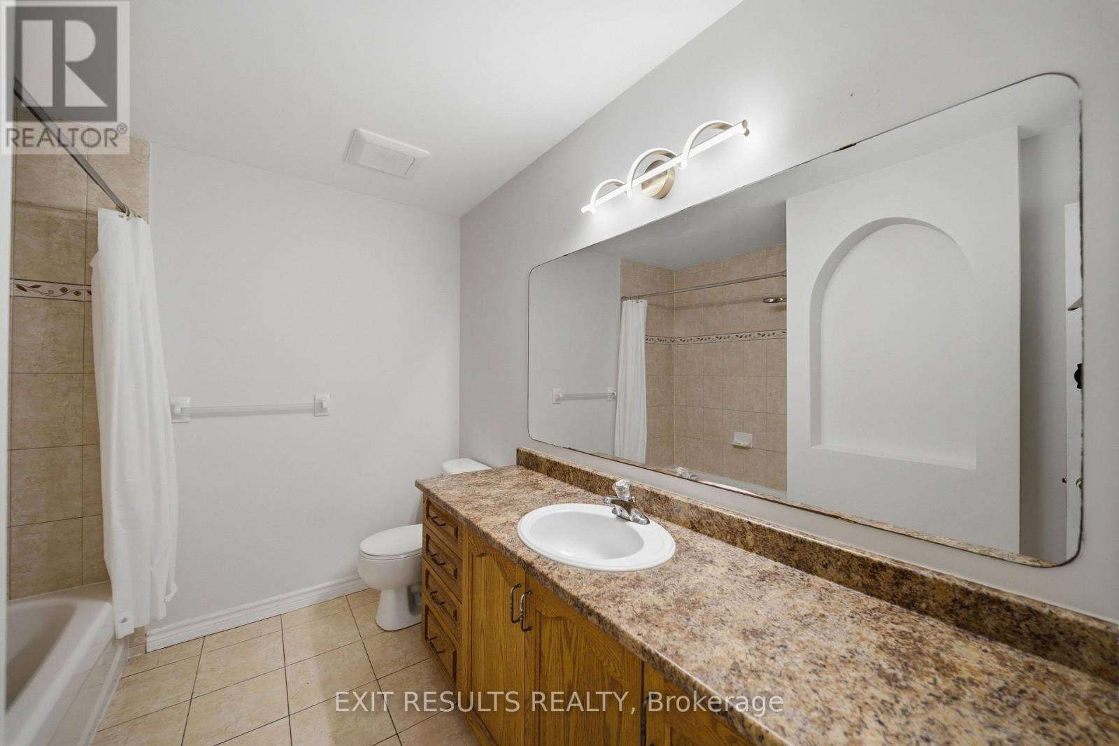 5B KEMP DRIVE - 29