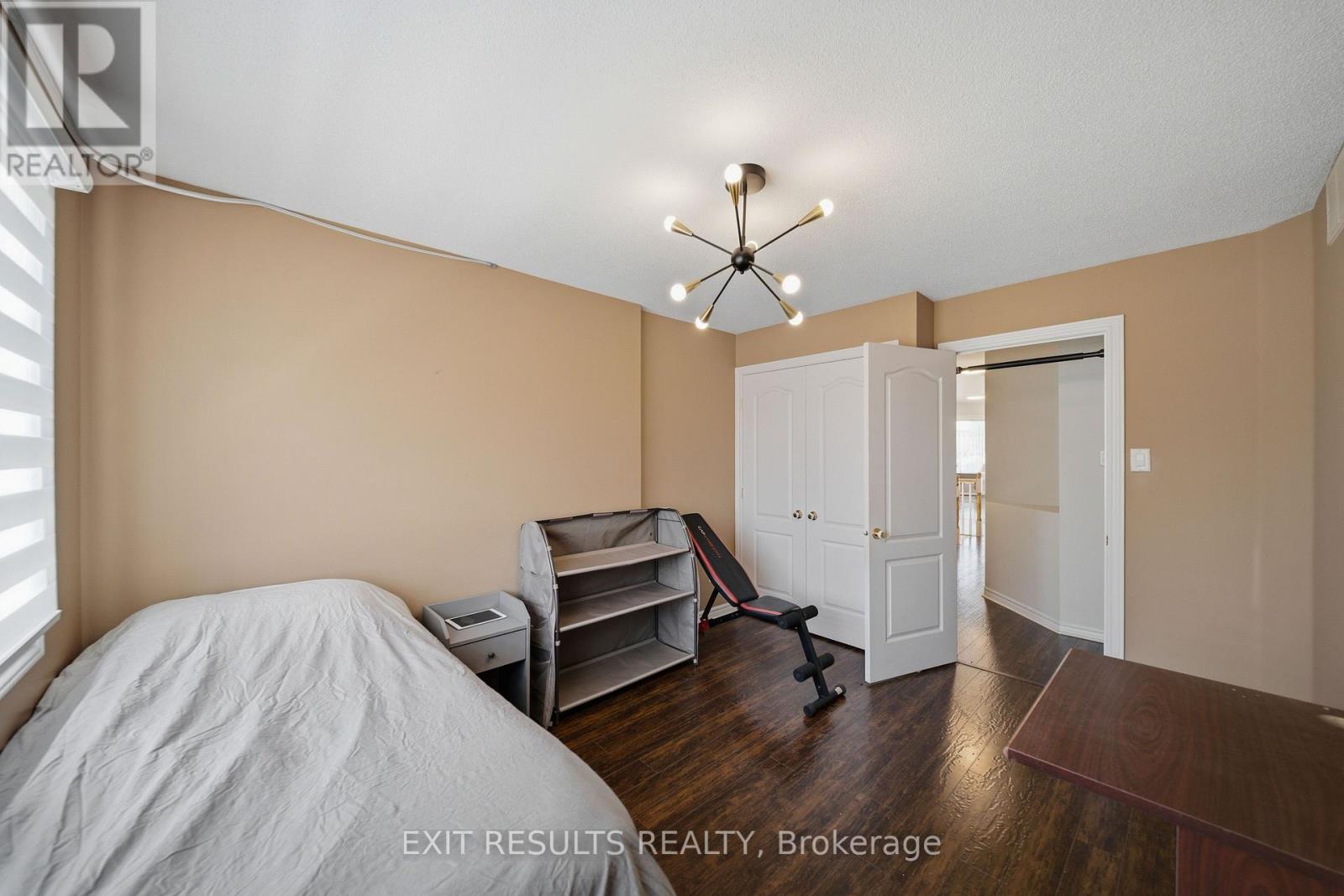 5B KEMP DRIVE - 32