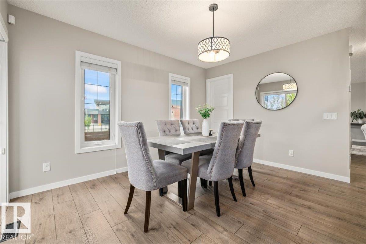 1 JAMES CR — photo 9
