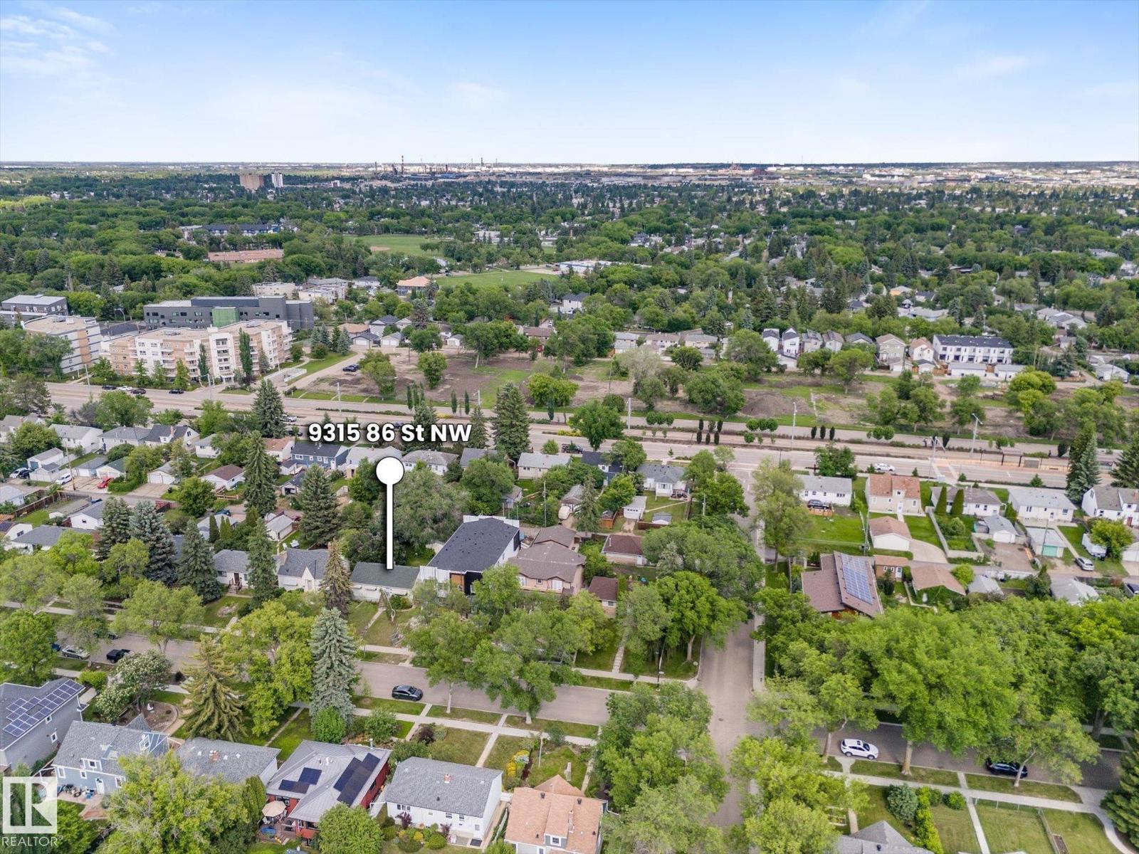 9315 86 ST NW - 41