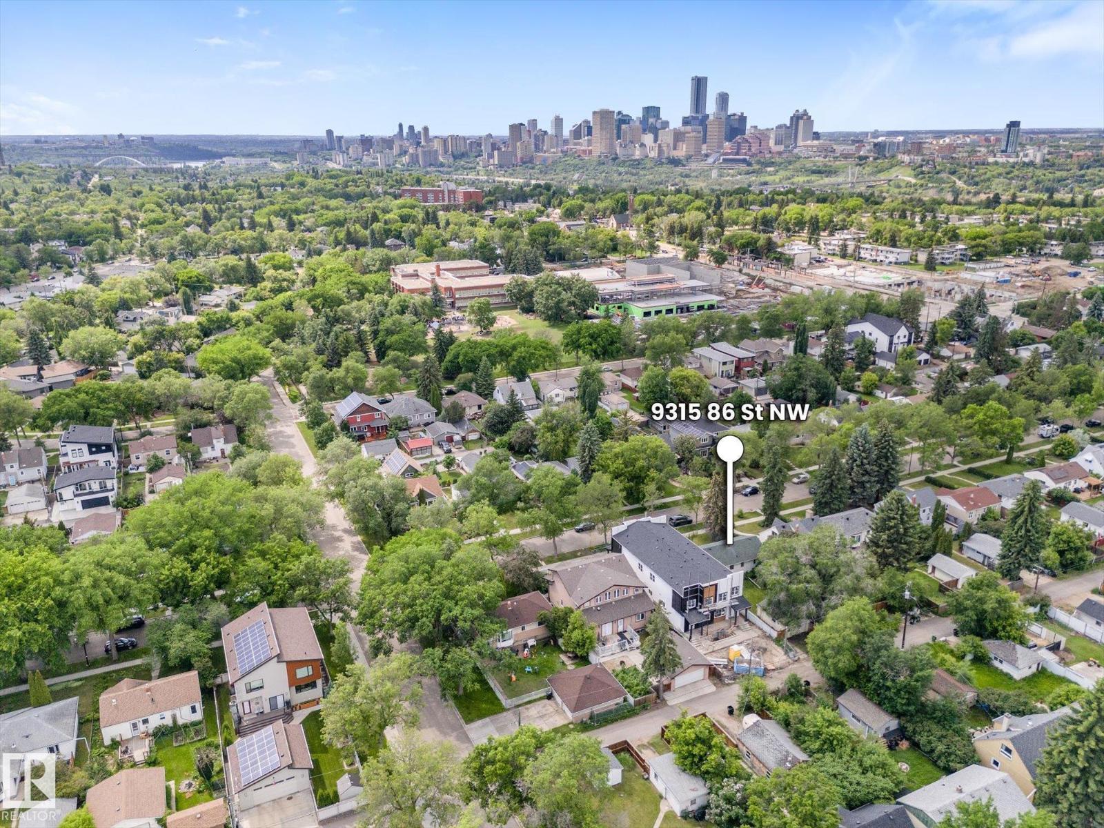 9315 86 ST NW - 43
