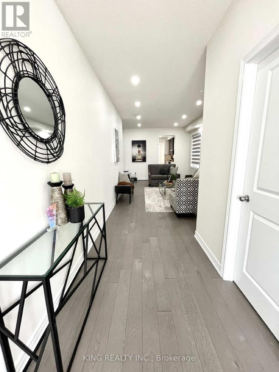 63 COBRIZA CRESCENT - 4