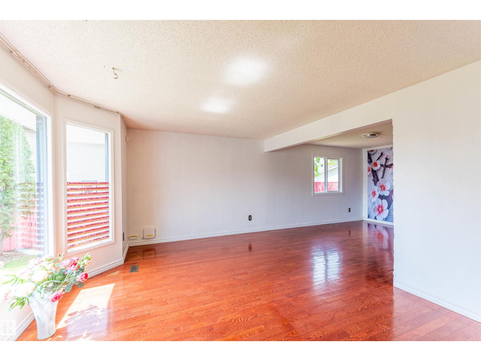 16524 116 ST NW — photo 6