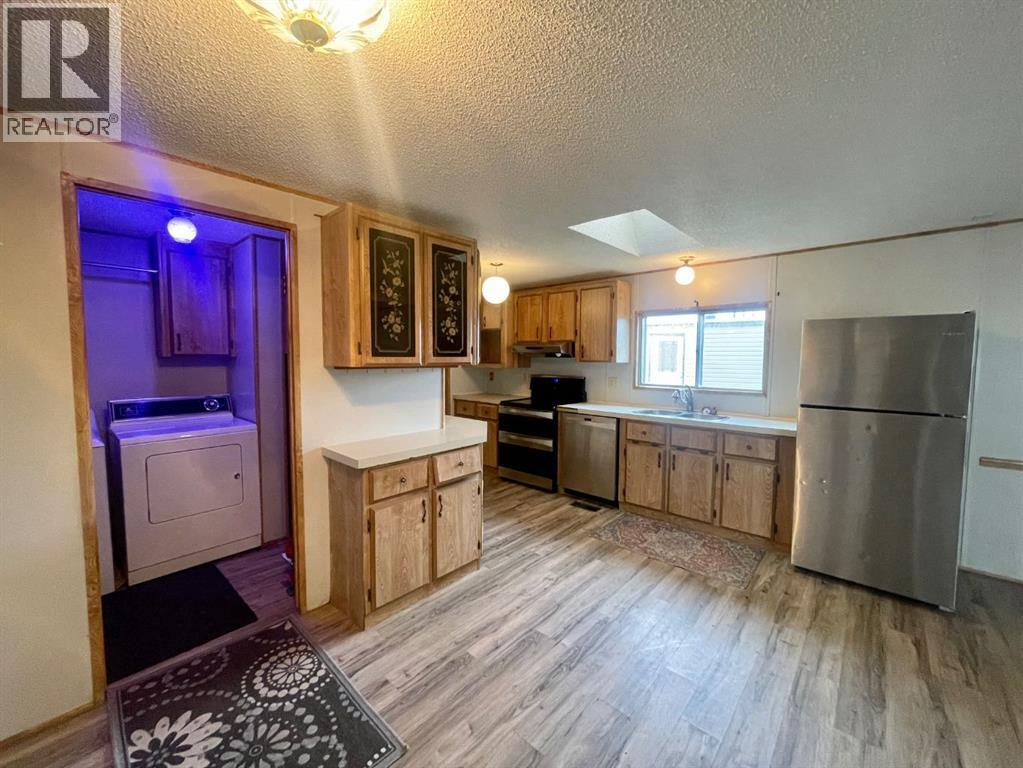 46 422 55 Street - photo 3